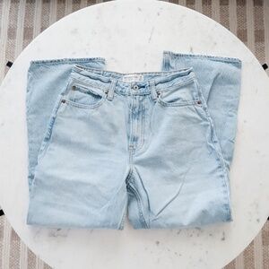 Abercrombie Women's Curve Love High rise Loose jeans Size 26 X-Short